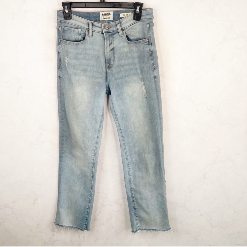 Kensie Women's Light Blue Cropped Jeans